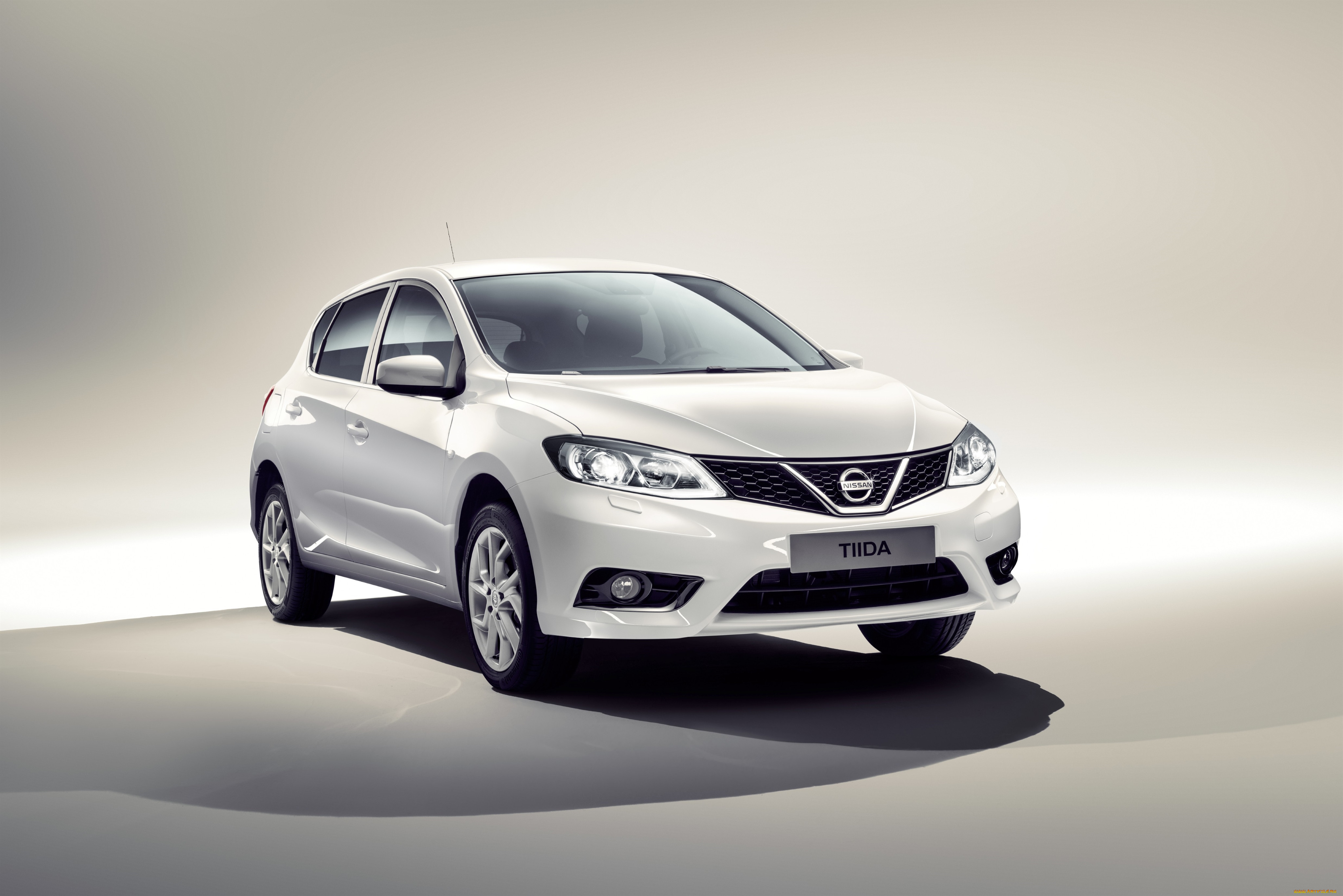 , nissan, datsun, tiida, cis-spec, 2015, 